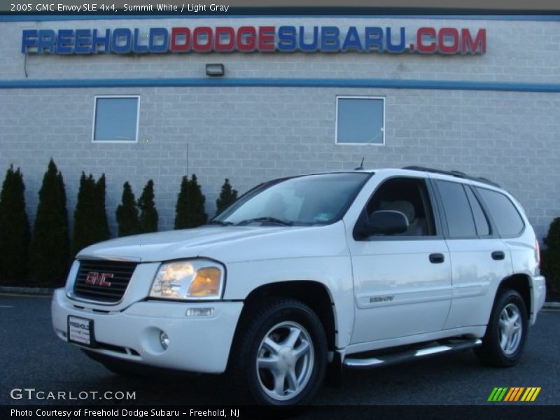 Summit White / Light Gray 2005 GMC Envoy SLE 4x4