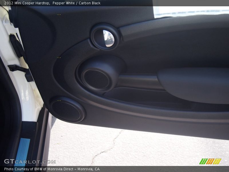 Pepper White / Carbon Black 2012 Mini Cooper Hardtop
