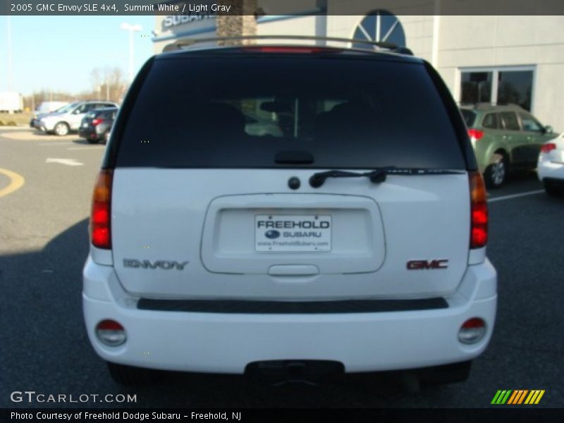 Summit White / Light Gray 2005 GMC Envoy SLE 4x4