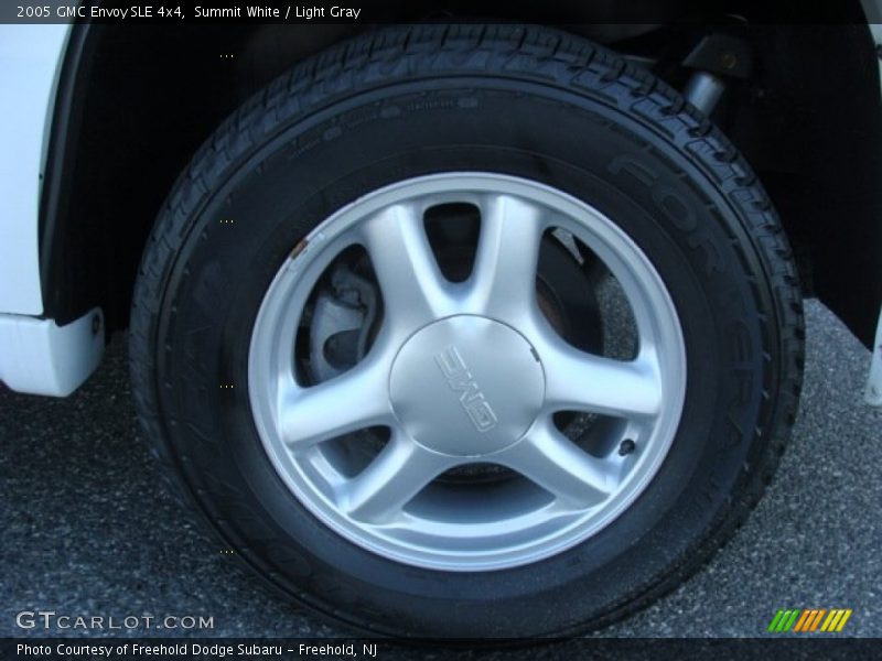 Summit White / Light Gray 2005 GMC Envoy SLE 4x4