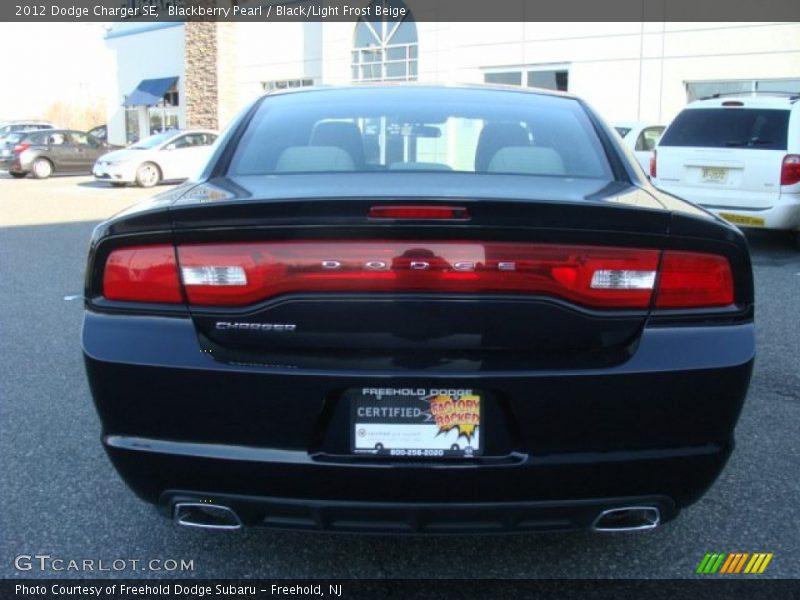 Blackberry Pearl / Black/Light Frost Beige 2012 Dodge Charger SE