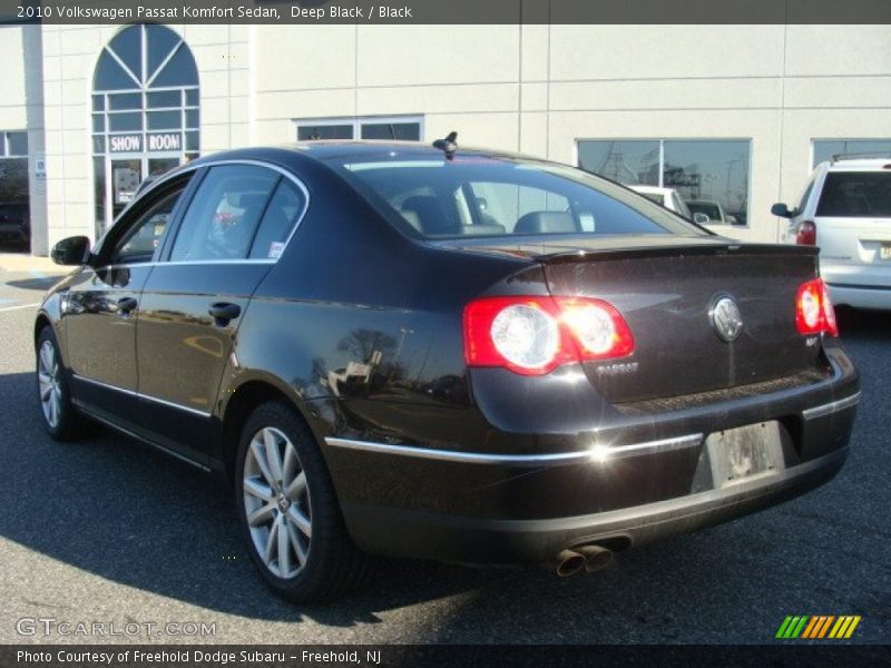 Deep Black / Black 2010 Volkswagen Passat Komfort Sedan