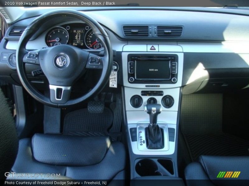Deep Black / Black 2010 Volkswagen Passat Komfort Sedan