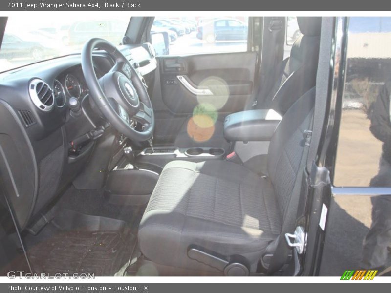 Black / Black 2011 Jeep Wrangler Sahara 4x4