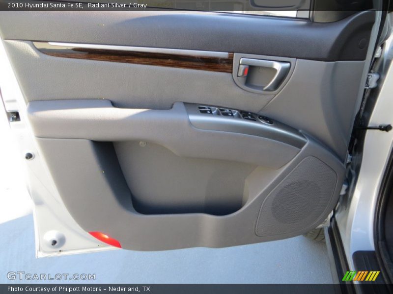 Radiant Silver / Gray 2010 Hyundai Santa Fe SE