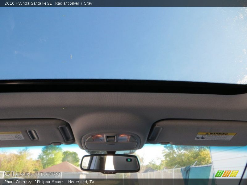 Radiant Silver / Gray 2010 Hyundai Santa Fe SE