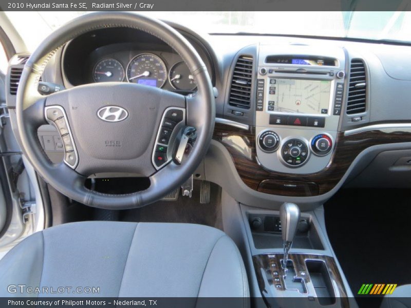 Radiant Silver / Gray 2010 Hyundai Santa Fe SE