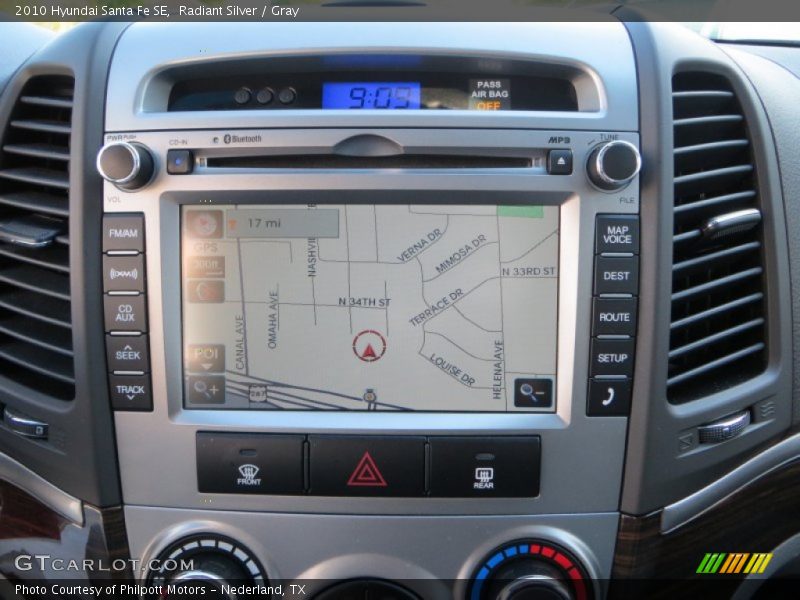 Radiant Silver / Gray 2010 Hyundai Santa Fe SE