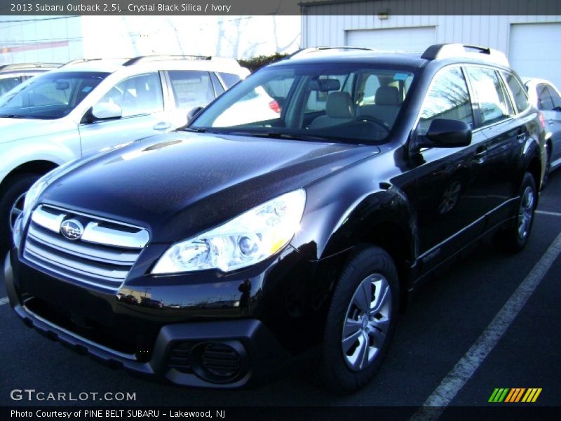 Crystal Black Silica / Ivory 2013 Subaru Outback 2.5i
