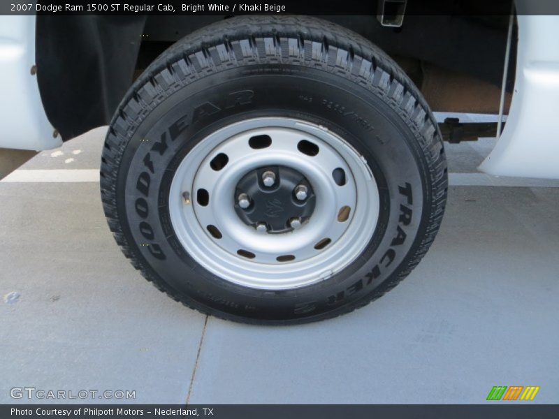 Bright White / Khaki Beige 2007 Dodge Ram 1500 ST Regular Cab