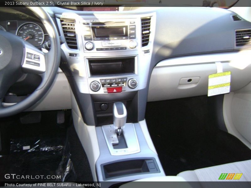Crystal Black Silica / Ivory 2013 Subaru Outback 2.5i