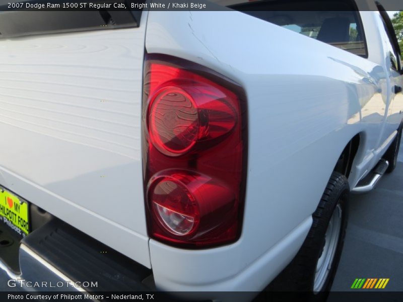 Bright White / Khaki Beige 2007 Dodge Ram 1500 ST Regular Cab