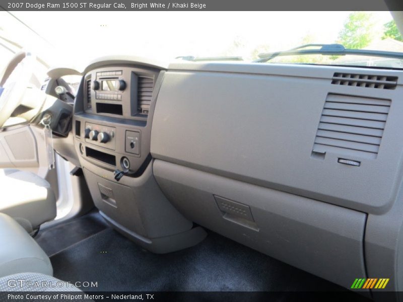 Bright White / Khaki Beige 2007 Dodge Ram 1500 ST Regular Cab