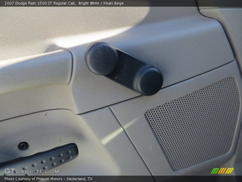 Bright White / Khaki Beige 2007 Dodge Ram 1500 ST Regular Cab