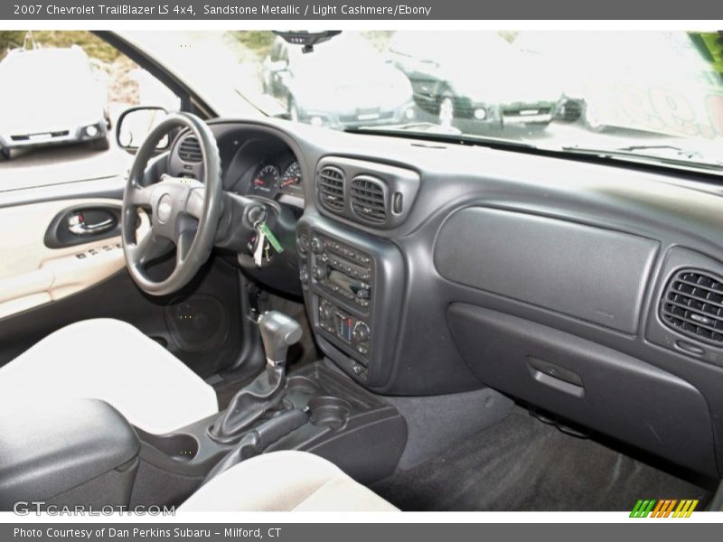 Sandstone Metallic / Light Cashmere/Ebony 2007 Chevrolet TrailBlazer LS 4x4