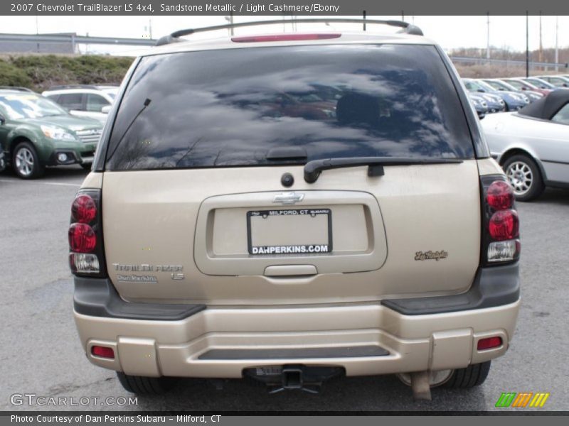 Sandstone Metallic / Light Cashmere/Ebony 2007 Chevrolet TrailBlazer LS 4x4