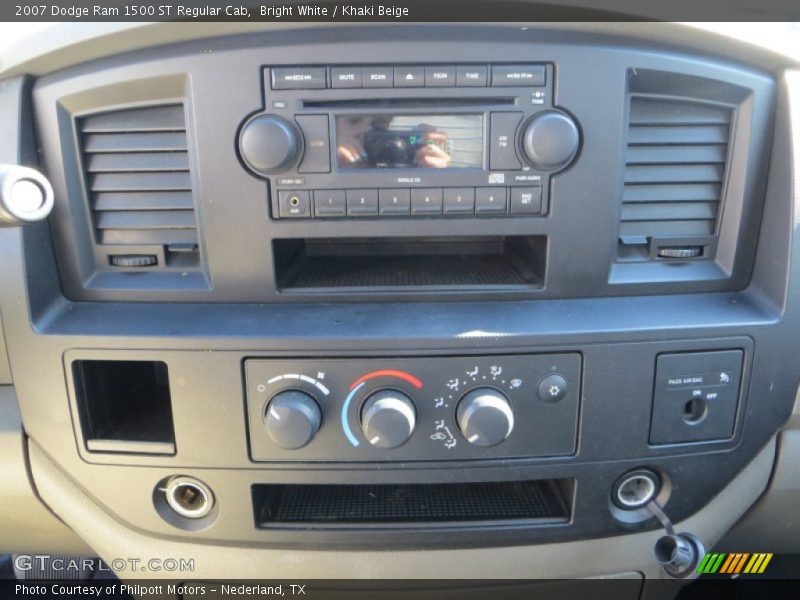Bright White / Khaki Beige 2007 Dodge Ram 1500 ST Regular Cab