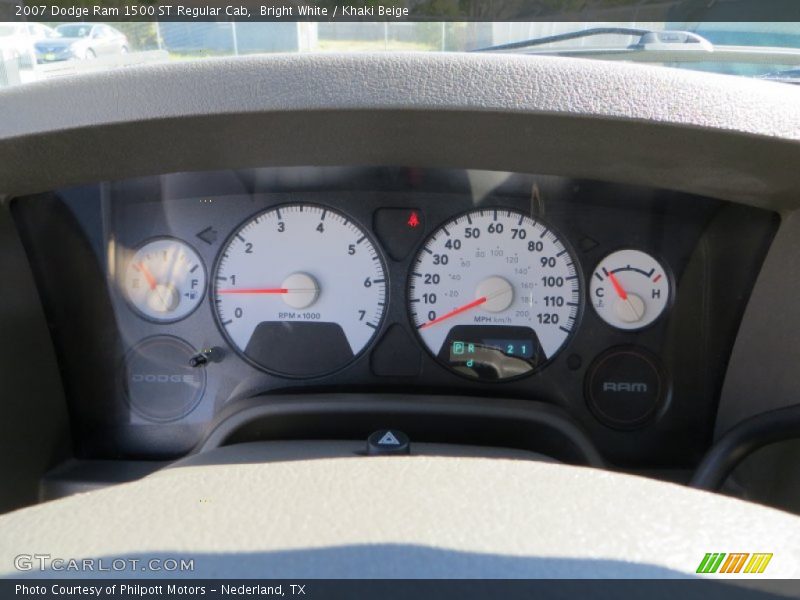 Bright White / Khaki Beige 2007 Dodge Ram 1500 ST Regular Cab