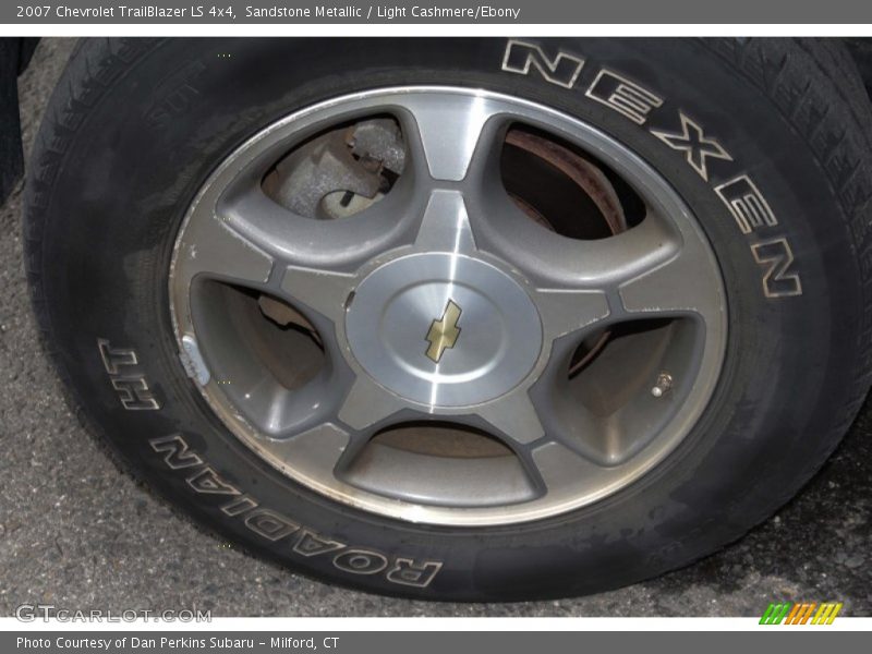 Sandstone Metallic / Light Cashmere/Ebony 2007 Chevrolet TrailBlazer LS 4x4