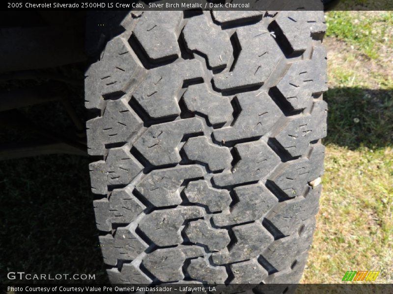 Silver Birch Metallic / Dark Charcoal 2005 Chevrolet Silverado 2500HD LS Crew Cab