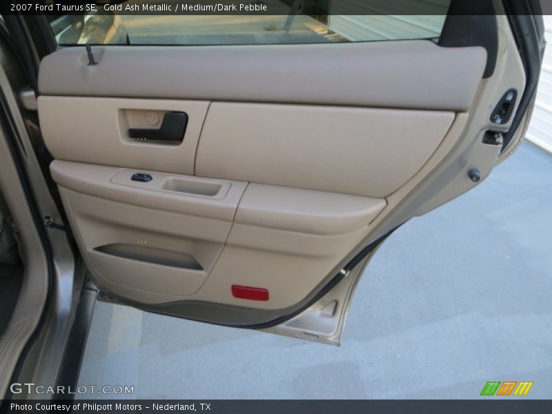 Gold Ash Metallic / Medium/Dark Pebble 2007 Ford Taurus SE