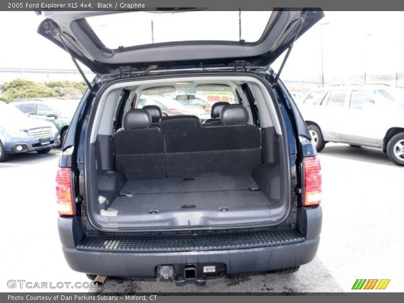 Black / Graphite 2005 Ford Explorer XLS 4x4