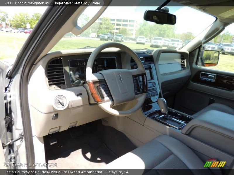 2013 Navigator 4x2 Stone Interior