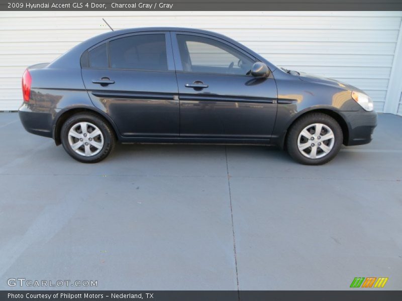 Charcoal Gray / Gray 2009 Hyundai Accent GLS 4 Door