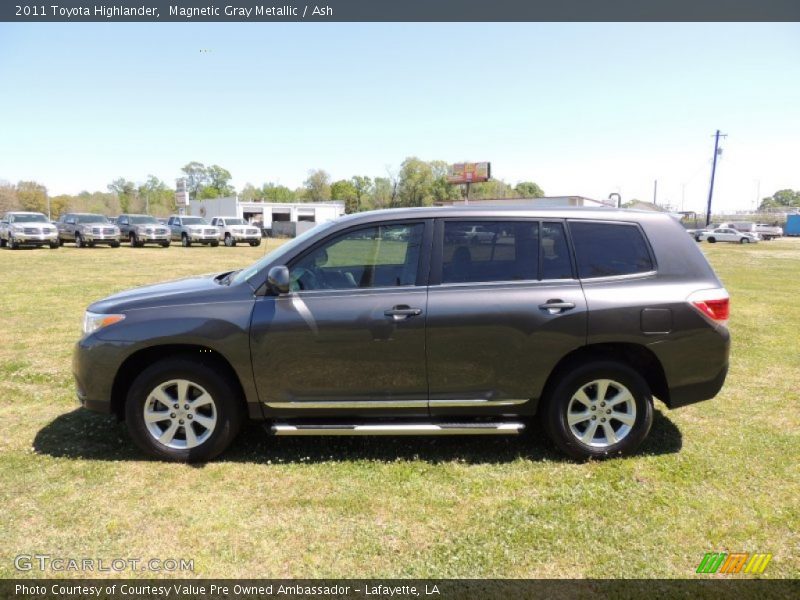 Magnetic Gray Metallic / Ash 2011 Toyota Highlander