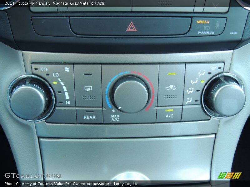 Magnetic Gray Metallic / Ash 2011 Toyota Highlander