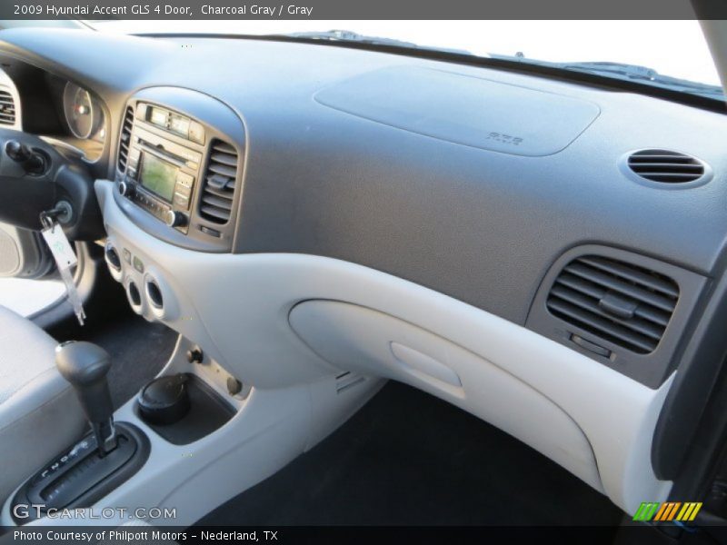 Charcoal Gray / Gray 2009 Hyundai Accent GLS 4 Door