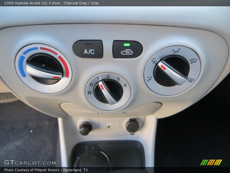 Charcoal Gray / Gray 2009 Hyundai Accent GLS 4 Door