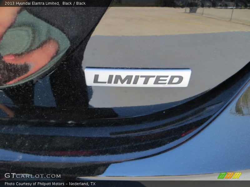 Black / Black 2013 Hyundai Elantra Limited