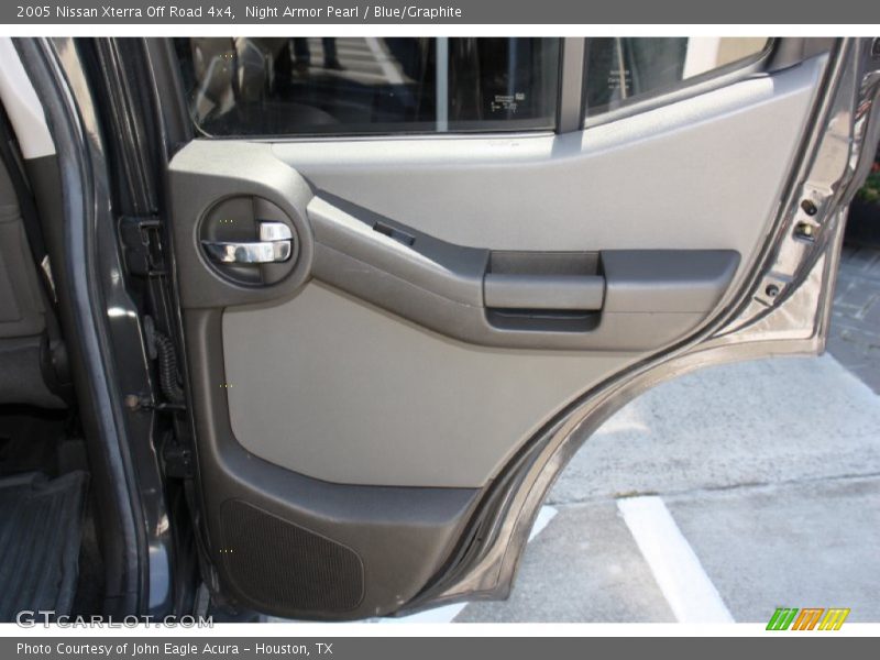 Night Armor Pearl / Blue/Graphite 2005 Nissan Xterra Off Road 4x4