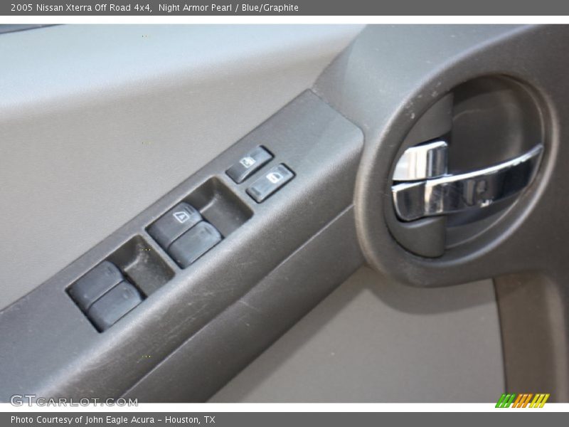 Night Armor Pearl / Blue/Graphite 2005 Nissan Xterra Off Road 4x4