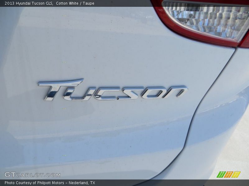 Cotton White / Taupe 2013 Hyundai Tucson GLS