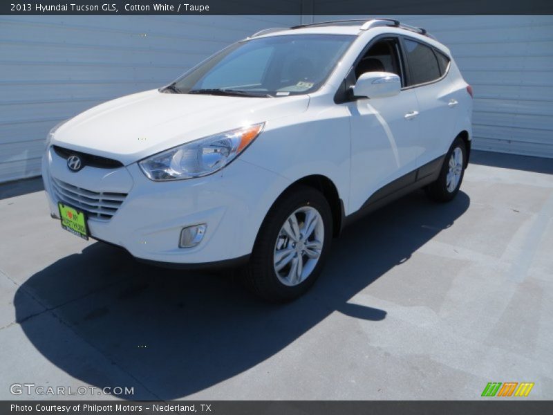 Cotton White / Taupe 2013 Hyundai Tucson GLS