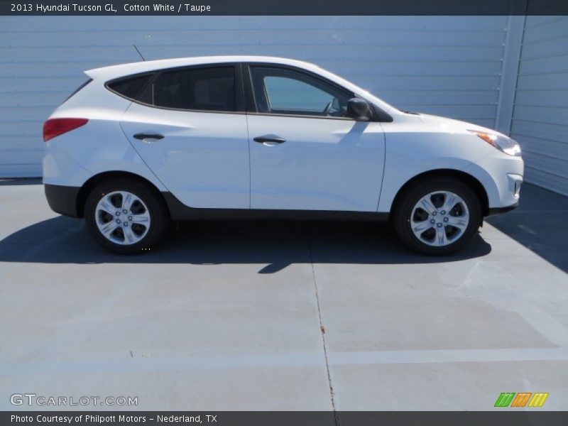 Cotton White / Taupe 2013 Hyundai Tucson GL
