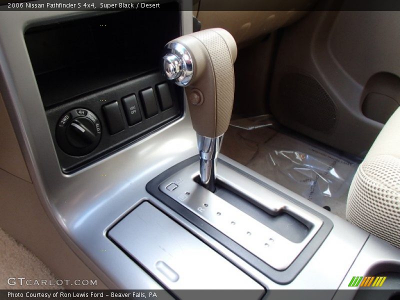 Super Black / Desert 2006 Nissan Pathfinder S 4x4