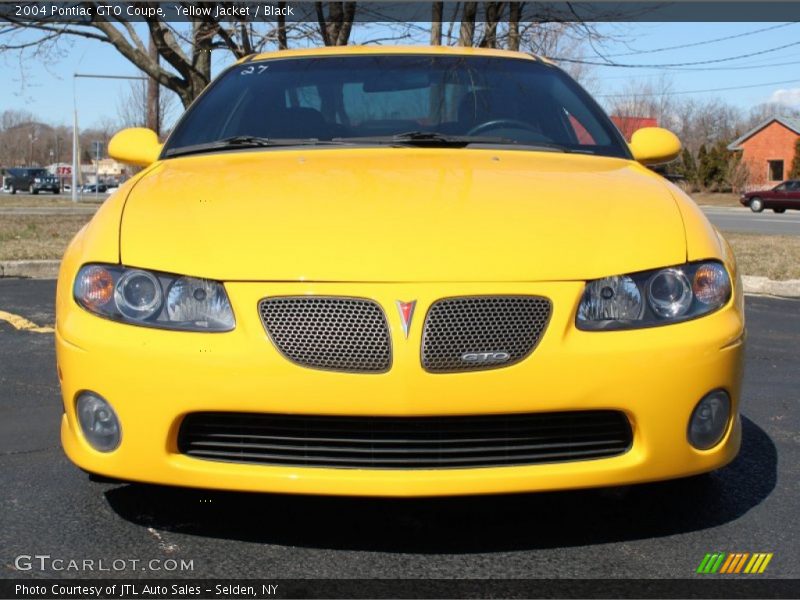 Yellow Jacket / Black 2004 Pontiac GTO Coupe