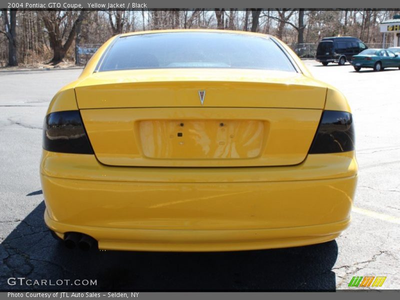 Yellow Jacket / Black 2004 Pontiac GTO Coupe