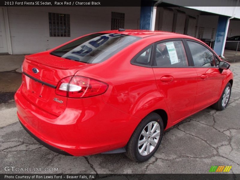  2013 Fiesta SE Sedan Race Red