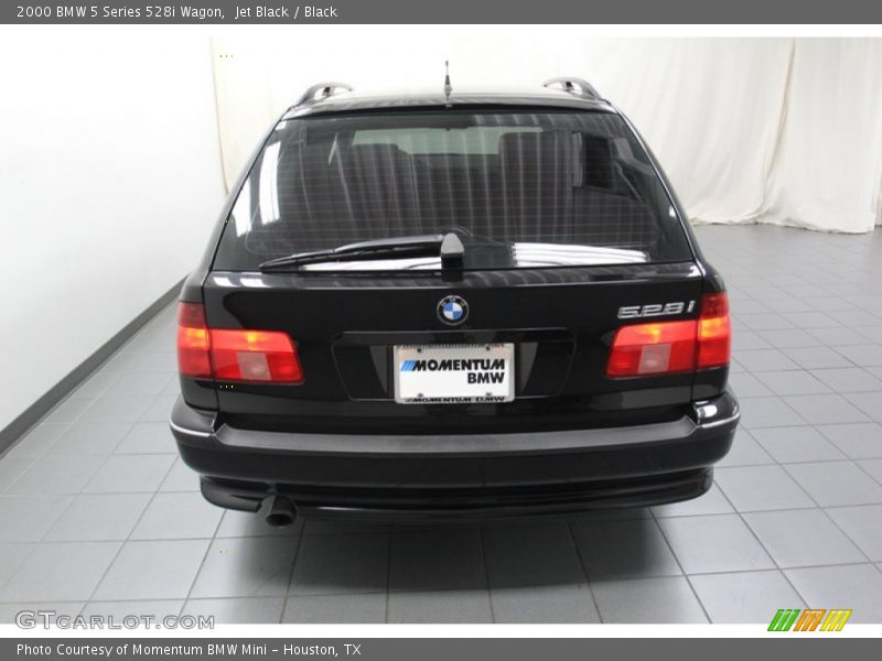 Jet Black / Black 2000 BMW 5 Series 528i Wagon