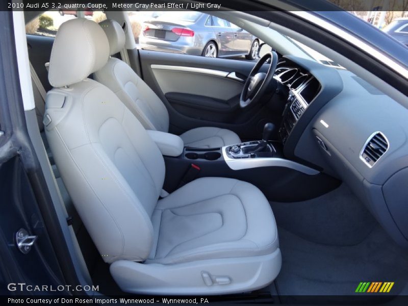 Front Seat of 2010 A5 3.2 quattro Coupe