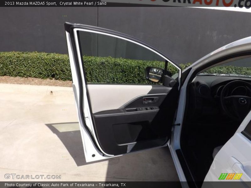 Crystal White Pearl / Sand 2013 Mazda MAZDA5 Sport