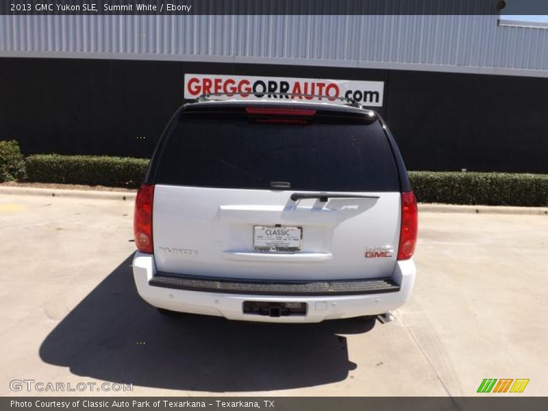 Summit White / Ebony 2013 GMC Yukon SLE