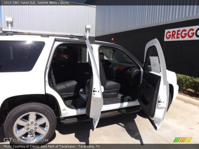 Summit White / Ebony 2013 GMC Yukon SLE