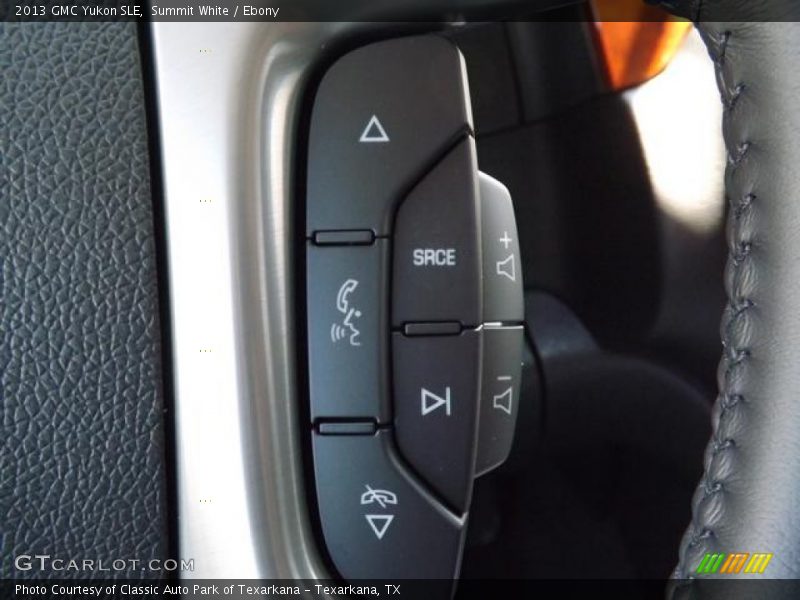 Summit White / Ebony 2013 GMC Yukon SLE