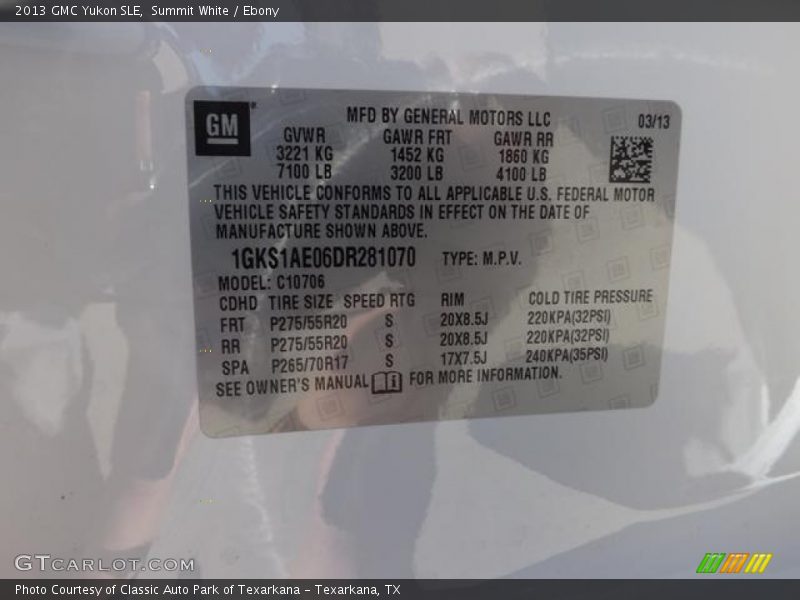Summit White / Ebony 2013 GMC Yukon SLE