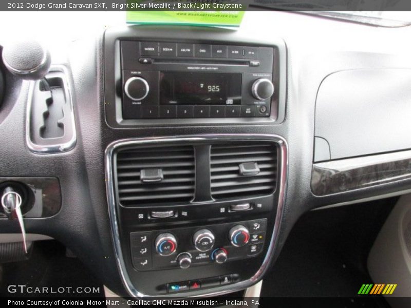 Bright Silver Metallic / Black/Light Graystone 2012 Dodge Grand Caravan SXT